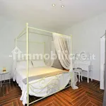 Rent 4 bedroom apartment of 98 m² in Genoa