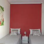 Alquilo 5 dormitorio apartamento de 120 m² en Alicante