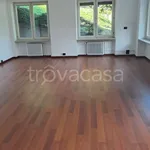 Rent 6 bedroom house of 275 m² in Torino