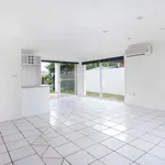 Rent 3 bedroom house in Broadbeach Waters