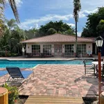 Rent 2 bedroom apartment of 87 m² in Broward County