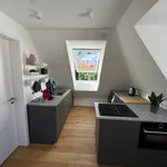 Miete 2 Schlafzimmer wohnung von 60 m² in Stuttgart