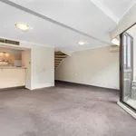 Rent 3 bedroom apartment in Melbourne