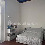 Affitto 2 camera appartamento di 115 m² in Palermo