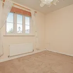 Rent 2 bedroom flat of 85 m² in Witney