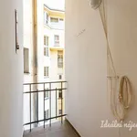 Pronajměte si 2 ložnic/e byt o rozloze 67 m² v Prague