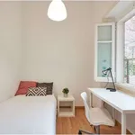 Rent a room in lisbon