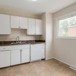 Appartement de 1087 m² avec 3 chambre(s) en location à Medicine Hat