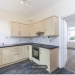 Rent 2 bedroom house in Bradford