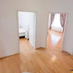 Rent 5 bedroom house of 200 m² in Brașov