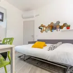 Rent 2 bedroom apartment of 36 m² in Milan