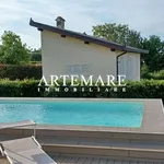 Rent 6 bedroom house of 210 m² in Seravezza