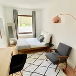 Rent a room of 200 m² in Hamburg