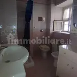 Affitto 3 camera appartamento di 75 m² in Messina