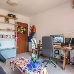 Rent a room of 70 m² in rome