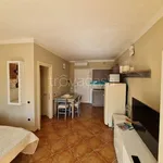 Rent 1 bedroom apartment of 40 m² in Santa Teresa Gallura