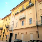 Rent 3 bedroom apartment of 98 m² in Torino