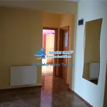 Rent 3 bedroom apartment of 130 m² in Pitești