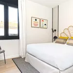 Rent 1 bedroom apartment of 463 m² in Córdoba