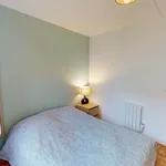 Louez une chambre de 77 m² à Paris