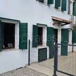 Rent 3 bedroom apartment of 90 m² in Padova