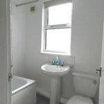 Rent 3 bedroom flat in Wales