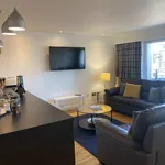 Rent 2 bedroom flat of 969 m² in Glasgow