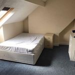 Rent 5 bedroom flat in Wales