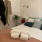 Rent 1 bedroom apartment in Porto