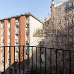 Rent 2 bedroom apartment of 70 m² in milan