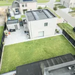 Maison de 430 m² avec 3 chambre(s) en location à Houthalen-Helchteren