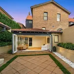 Rent 3 bedroom house in Mosman