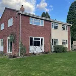 Rent 4 bedroom flat in West Midlands