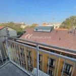 Rent 4 bedroom apartment of 95 m² in Milano