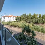 Alugar 2 quarto apartamento de 107 m² em Cascais