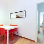 Rent a room of 85 m² in barcelona