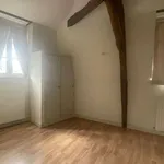 Rent 5 bedroom apartment of 135 m² in Tours