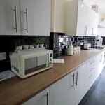 Rent 5 bedroom house in Doncaster