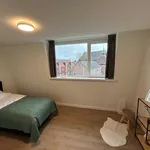 Huur 2 slaapkamer appartement van 50 m² in Kasteel West