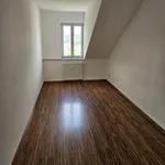 Individuelle und moderne Familienwohnung mit groÃem Balkon unterm Dach!