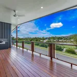 Rent 5 bedroom house in Cannonvale