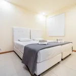 Alugar 2 quarto apartamento de 65 m² em Quarteira