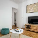 Rent 1 bedroom apartment of 47 m² in paris