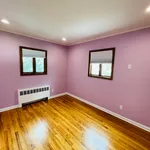 Rent 3 bedroom house in Glen Cove