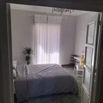 Rent a room of 101 m² in Alicante