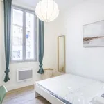 Rent 4 bedroom apartment of 68 m² in Marseille