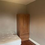 Rent 5 bedroom house in East Midlands