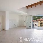 Affitto 3 camera casa di 109 m² in Verona