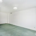 Rent 2 bedroom apartment in Edinburgh