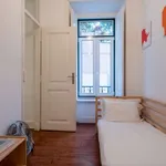 Rent 3 bedroom apartment in lisbon